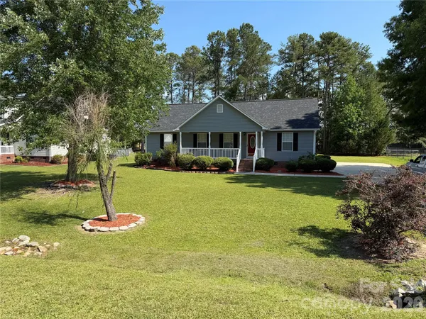 $300,000 | 2004 Hunters Ridge Road, Lancaster, SC 29720