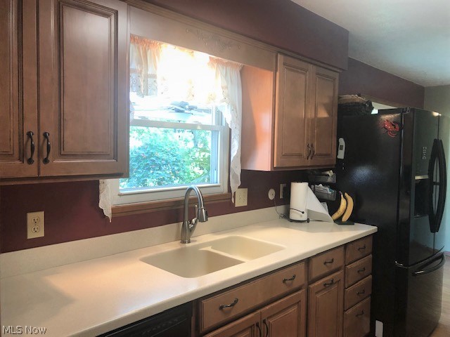 5625 Dolphin Road Mentor, OH 44060 - Photo 3 of 25 Gallery Image 3