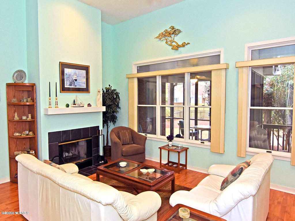 4716 Rushing Drive Wilmington, NC 28409 - Photo 28 of 41 Living 2