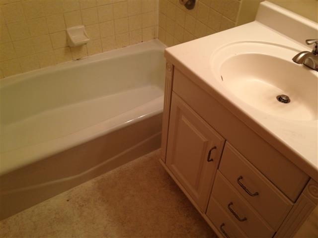 1537 Ridge View Court Traverse City, MI 49686 - Photo 14 of 26 1820400-13.JPG