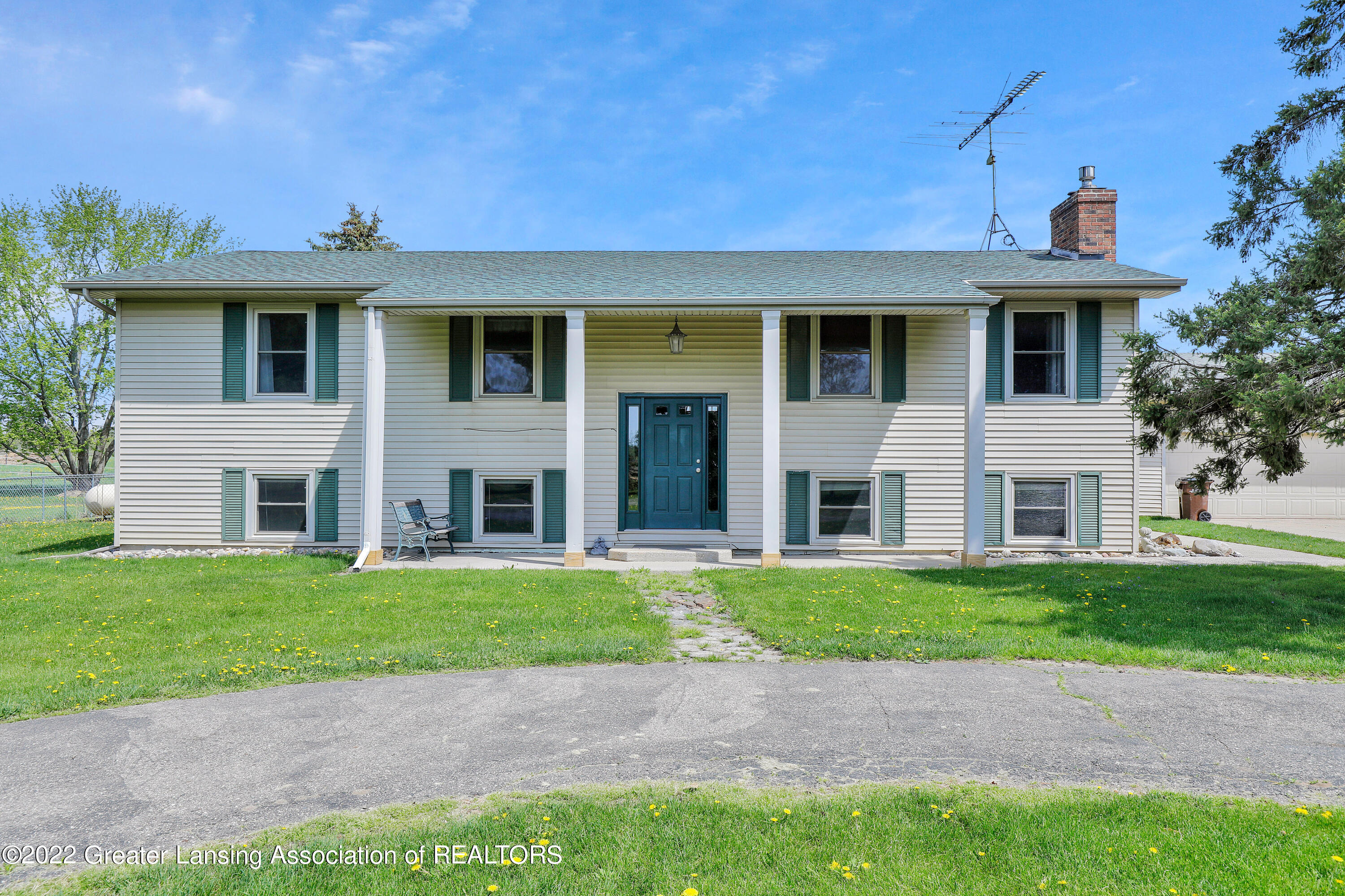 2054 West Jason Road Dewitt, MI 48820 - Photo 1 of 63 _I3A3473