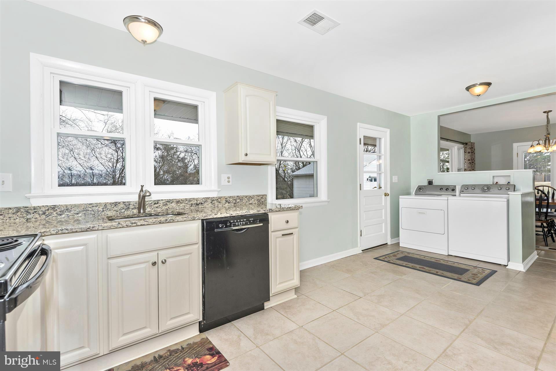 24915 Ridge Road Damascus, MD 20872 - Photo 10 of 25 Kitchen