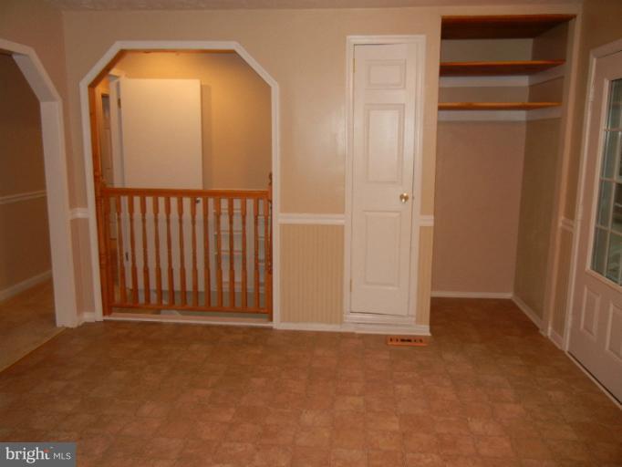 145 Mardsen Heights Road Linden, VA 22642 - Photo 2 of 22 Kitchen