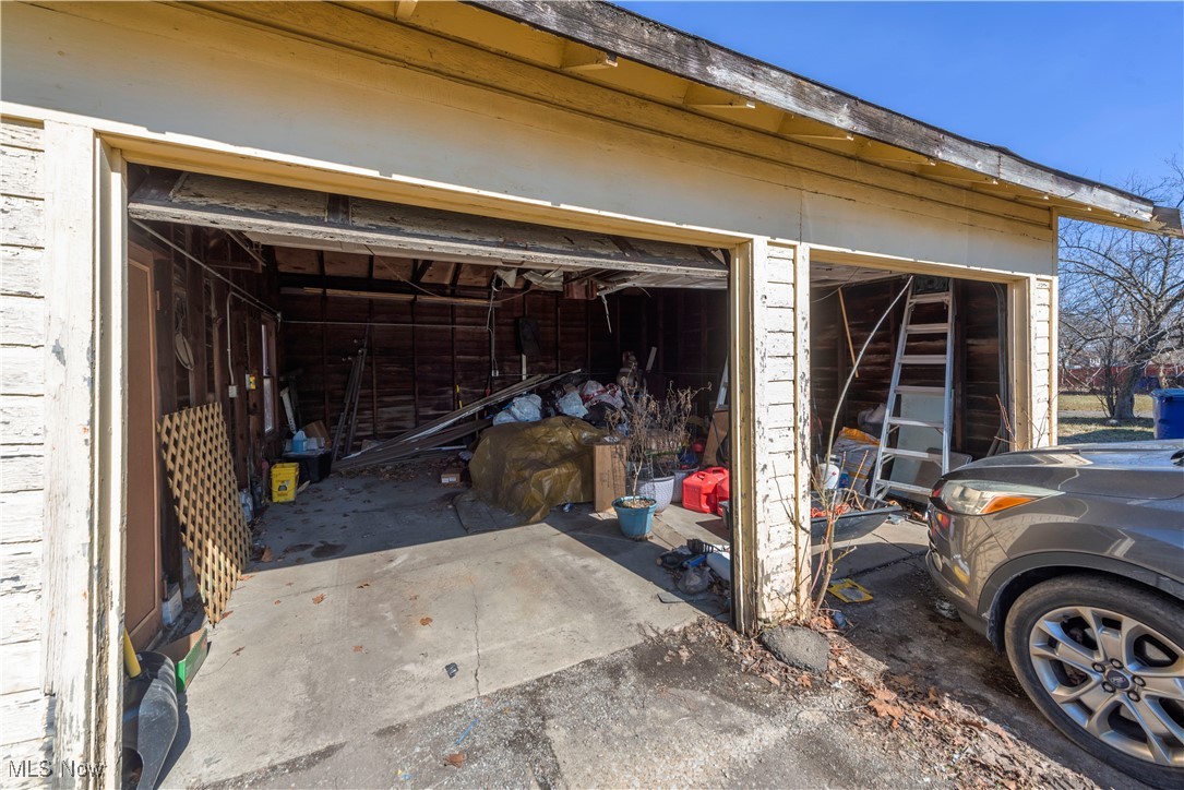 4559 Pearl Road Cleveland, OH 44109 - Photo 33 of 38 Gallery Image 33