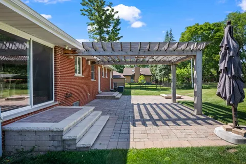 $589,000 | 4 Garden Court, Prospect Heights, IL 60070