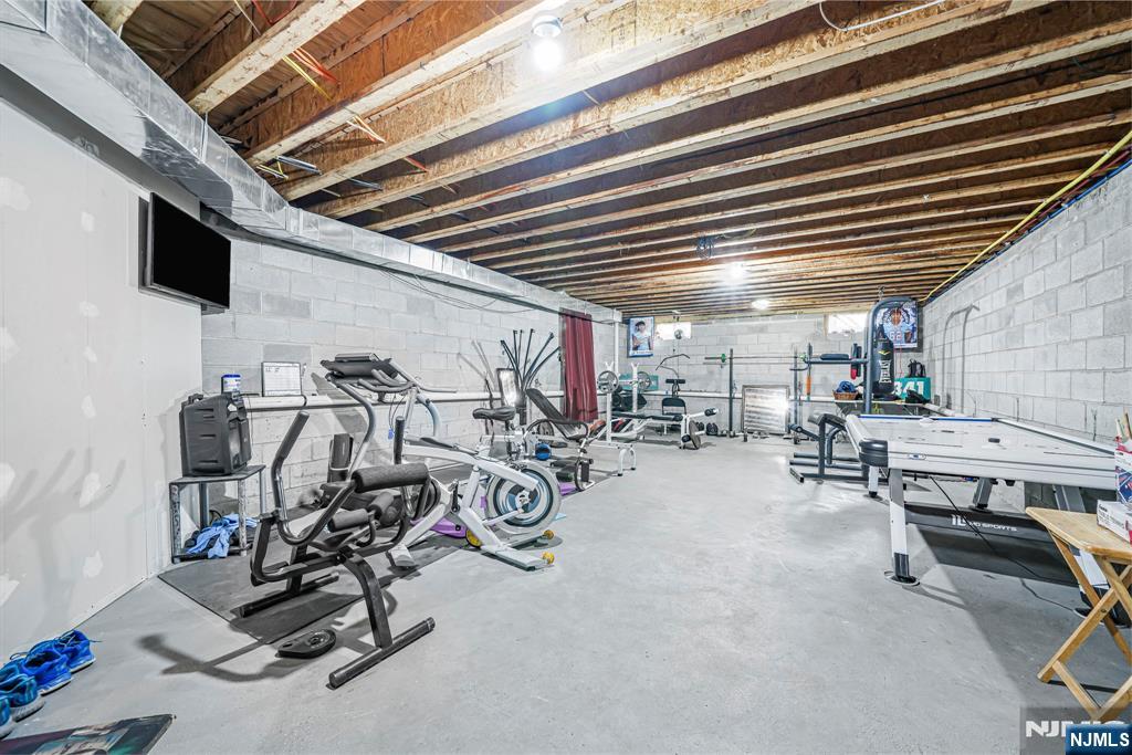 30 Oakley Way Wayne, NJ 07470 - Photo 33 of 43 a view of a room with gym equipment