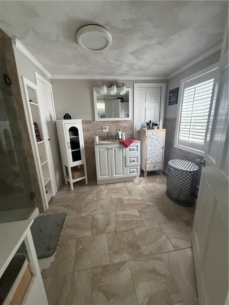 36 Pettaquamscutt Lake Road Narragansett, RI 02874 - Photo 6 of 17