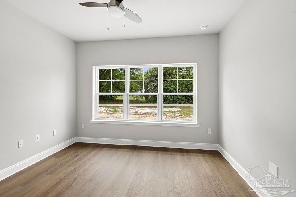5307 Edeker Circle Jay, FL 32565 - Photo 14 of 28 an empty room with a window