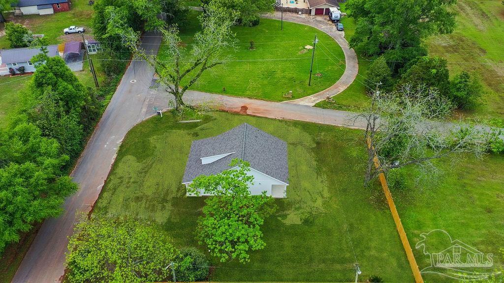 5307 Edeker Circle Jay, FL 32565 - Photo 27 of 28 an aerial view of a house
