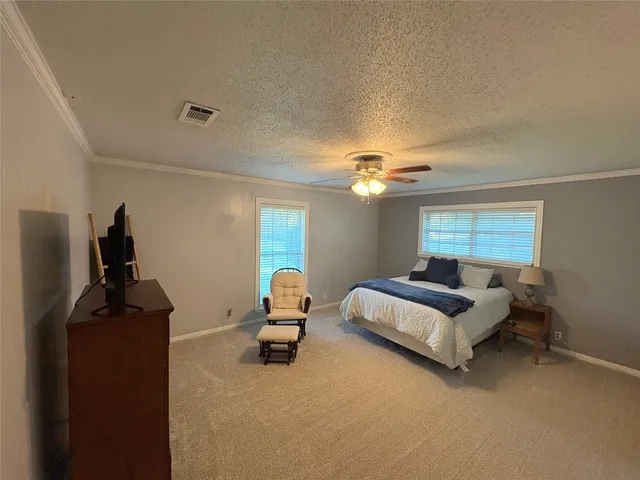 $346,500 | 300 Bayou Drive, Beaumont, TX 77705