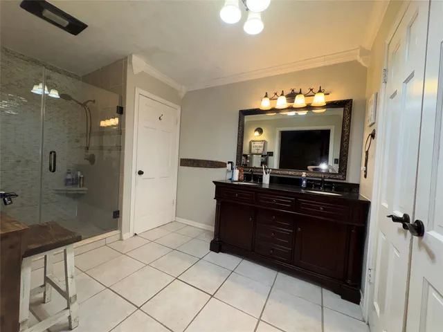 $346,500 | 300 Bayou Drive, Beaumont, TX 77705