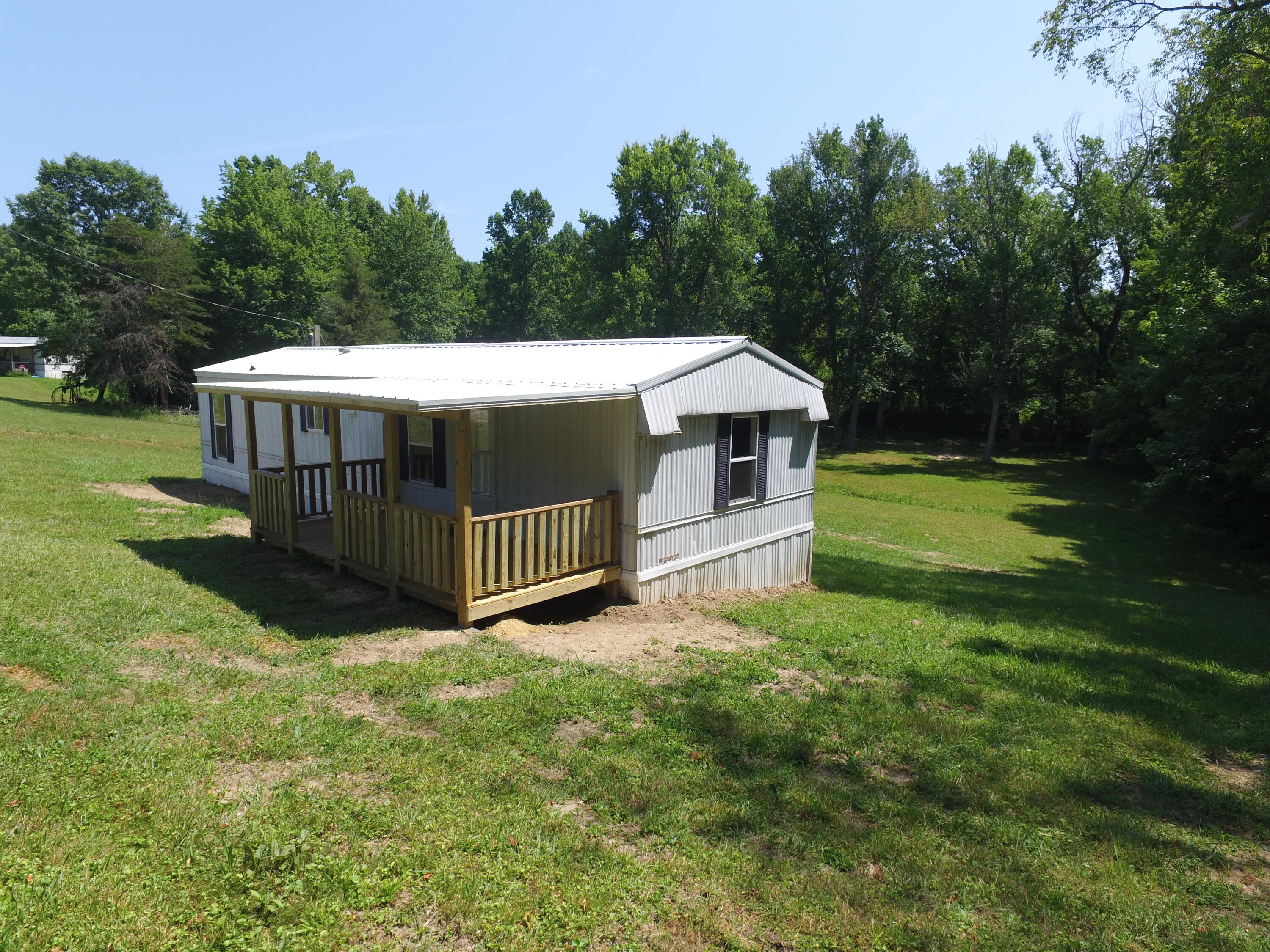 278 Beartrack Subdivision Road Beattyville, KY 41311 - Photo 1 of 37 Front