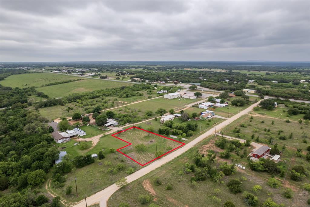6723 Hidden Valley Road Brownwood, TX 76801 - Photo 4 of 6 a view of a city with an ocean