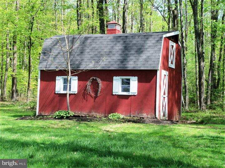 755 East Cherry Road Quakertown, PA 18951 - Photo 22 of 25 Gallery Image 22