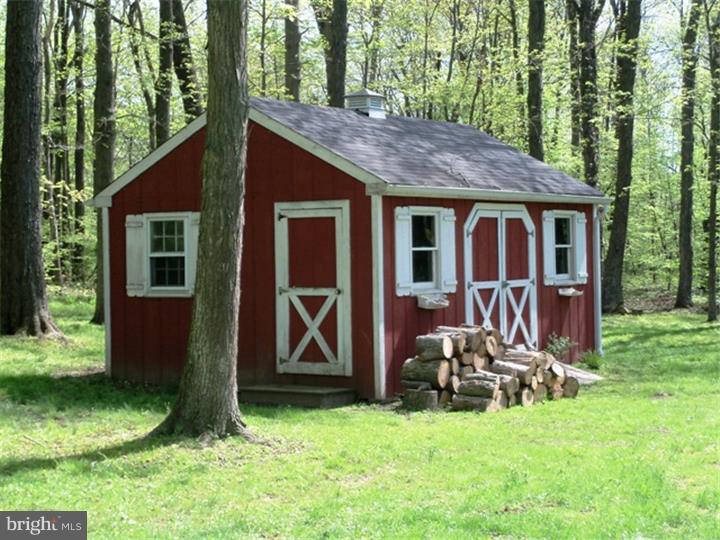 755 East Cherry Road Quakertown, PA 18951 - Photo 23 of 25 Gallery Image 23