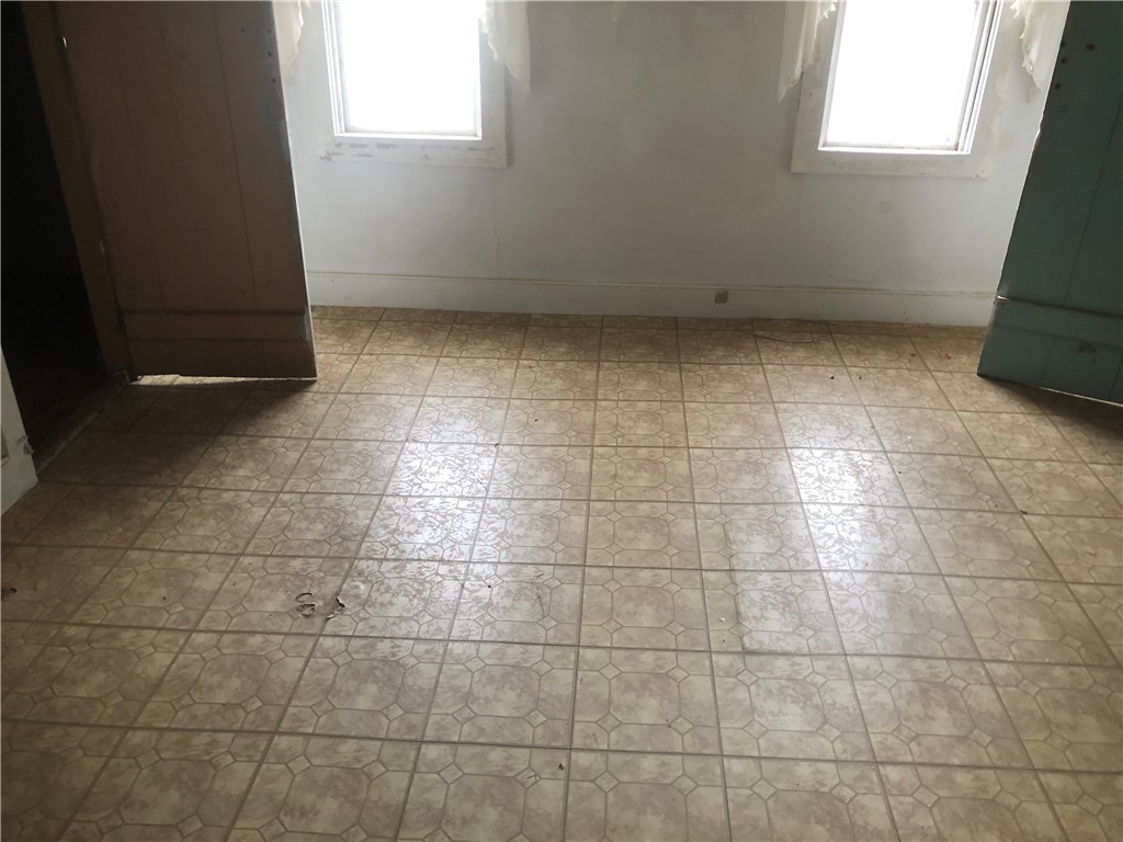 3871 Mendon Road Cumberland, RI 02864 - Photo 6 of 12