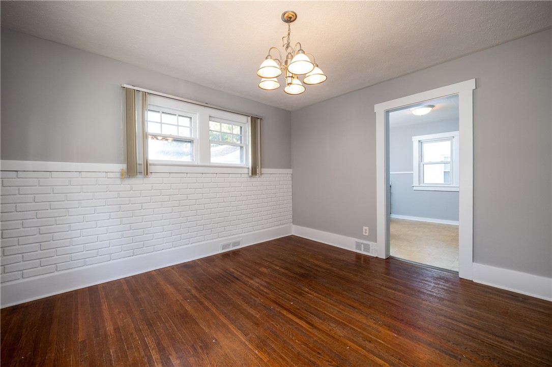 74 Everett Street Greece, NY 14615 - Photo 17 of 33