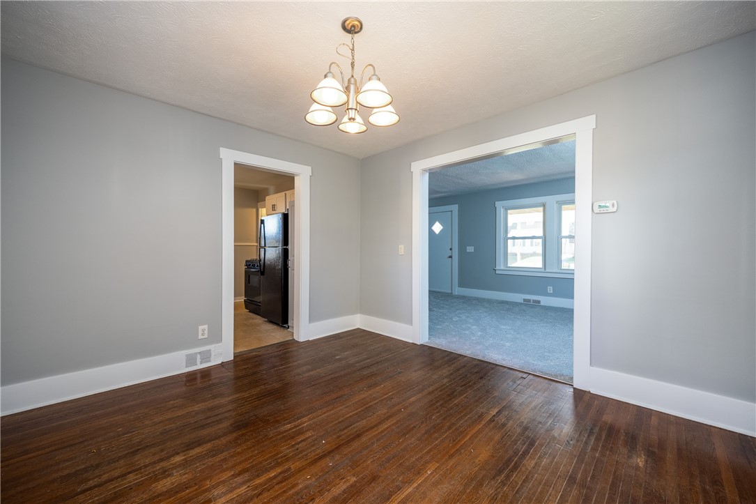 74 Everett Street Greece, NY 14615 - Photo 19 of 33