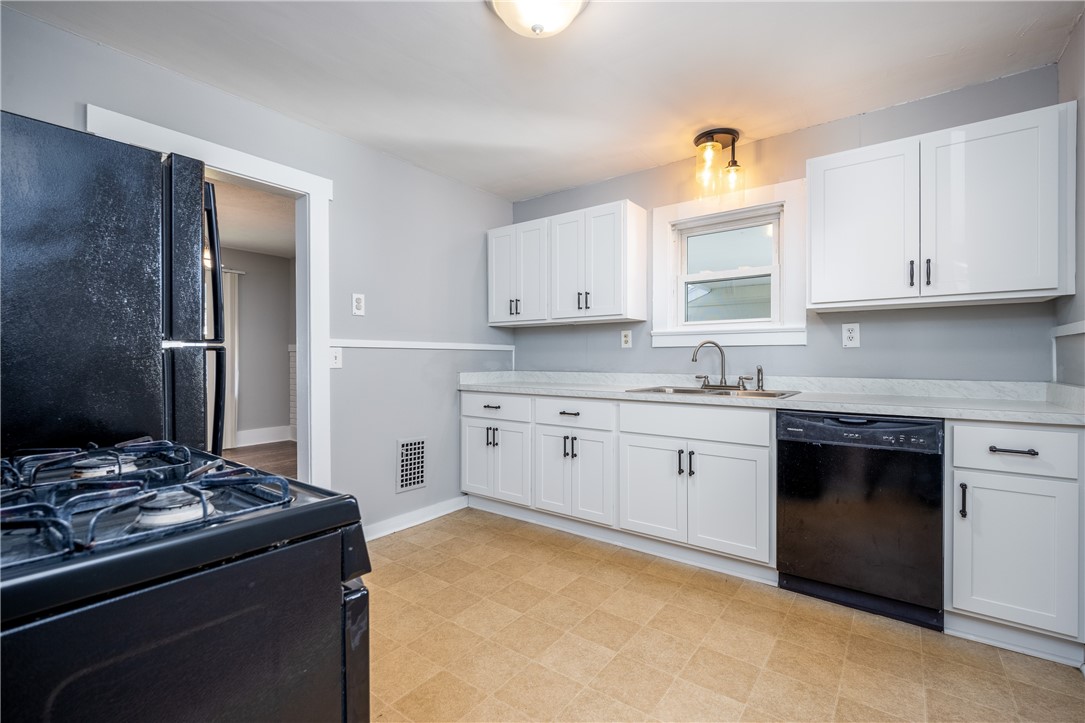 74 Everett Street Greece, NY 14615 - Photo 21 of 33