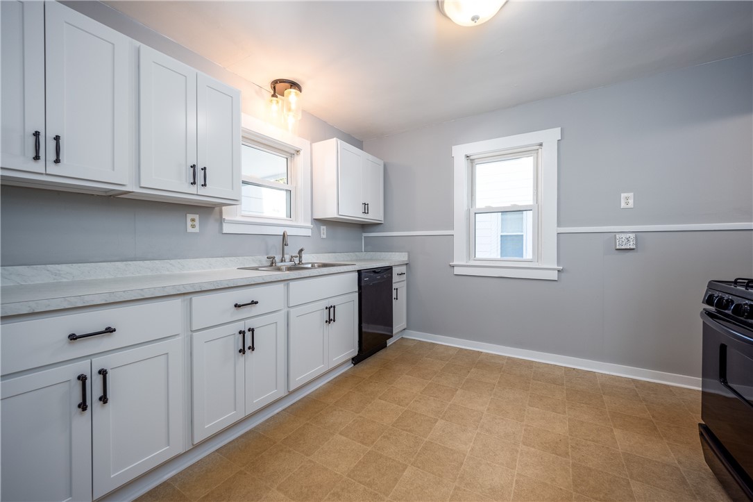 74 Everett Street Greece, NY 14615 - Photo 22 of 33