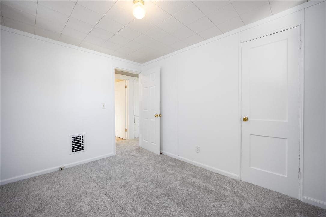 74 Everett Street Greece, NY 14615 - Photo 25 of 33