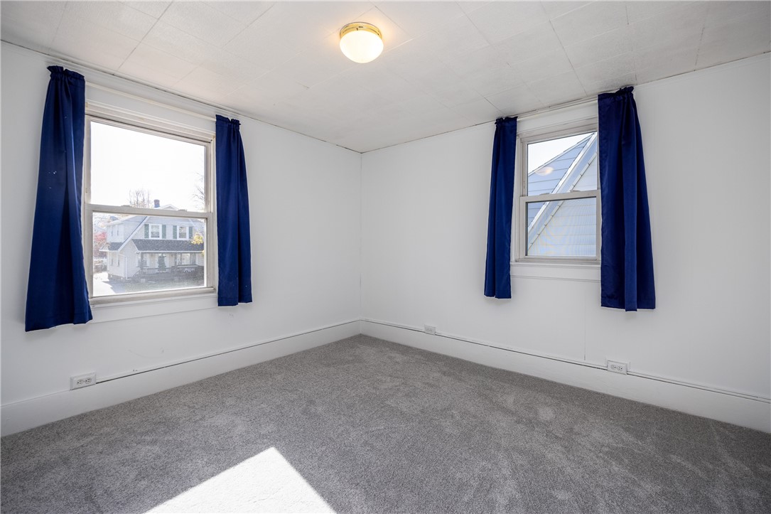 74 Everett Street Greece, NY 14615 - Photo 28 of 33