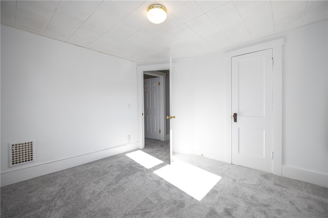 74 Everett Street Greece, NY 14615 - Photo 29 of 33