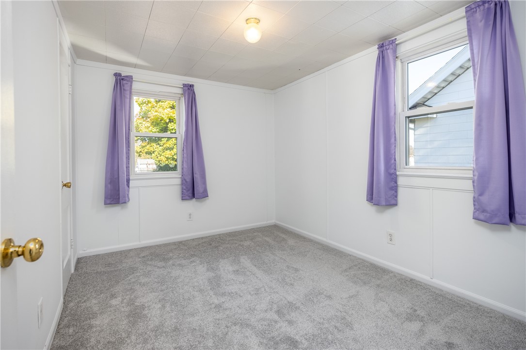 74 Everett Street Greece, NY 14615 - Photo 30 of 33