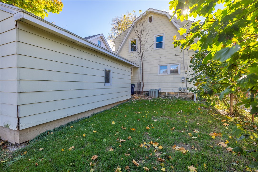 74 Everett Street Greece, NY 14615 - Photo 9 of 33