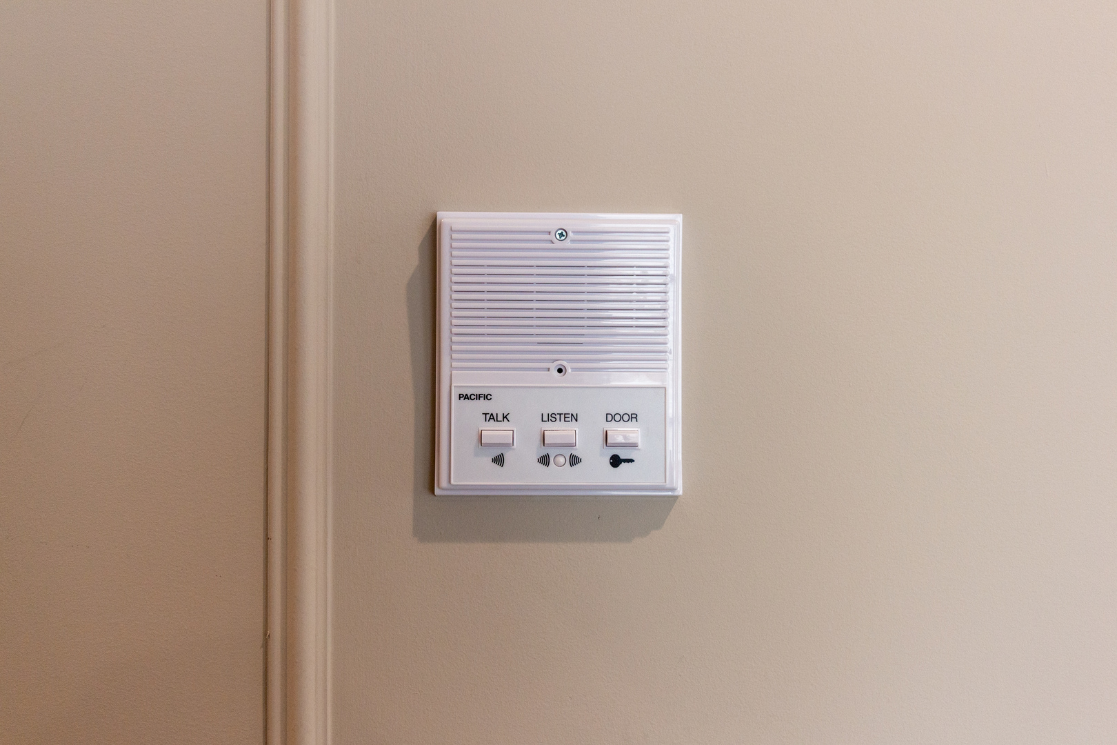 3755 West Addison Street, Unit 2E Chicago, IL 60618 - Photo 17 of 20