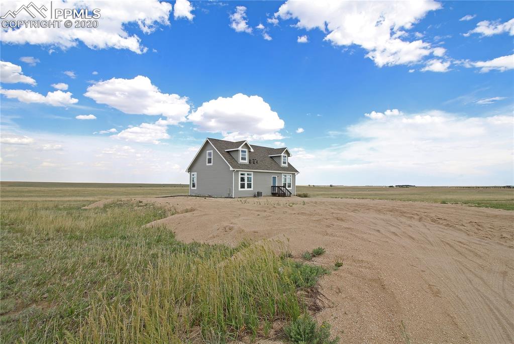 37201 East Jones Road Yoder, CO 80864 - Photo 3 of 23
