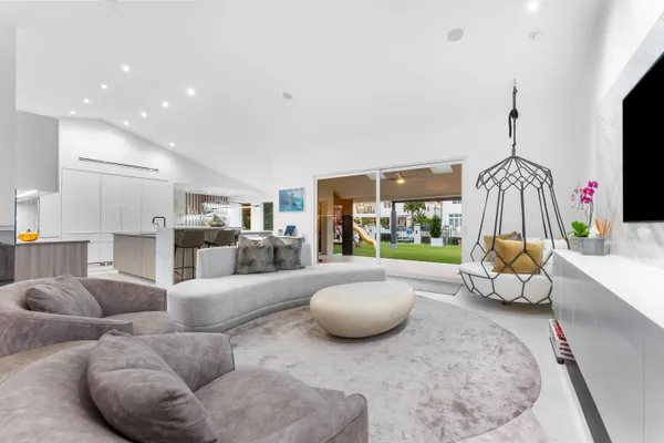 $8,499,000 | 941 Iris Drive, Delray Beach, FL 33483