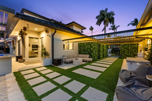 $8,499,000 | 941 Iris Drive, Delray Beach, FL 33483