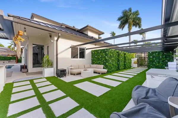 $8,499,000 | 941 Iris Drive, Delray Beach, FL 33483