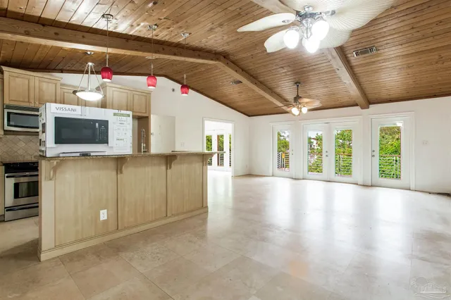 $649,900 | 713 Roanoke Court, Gulf Breeze, FL 32561