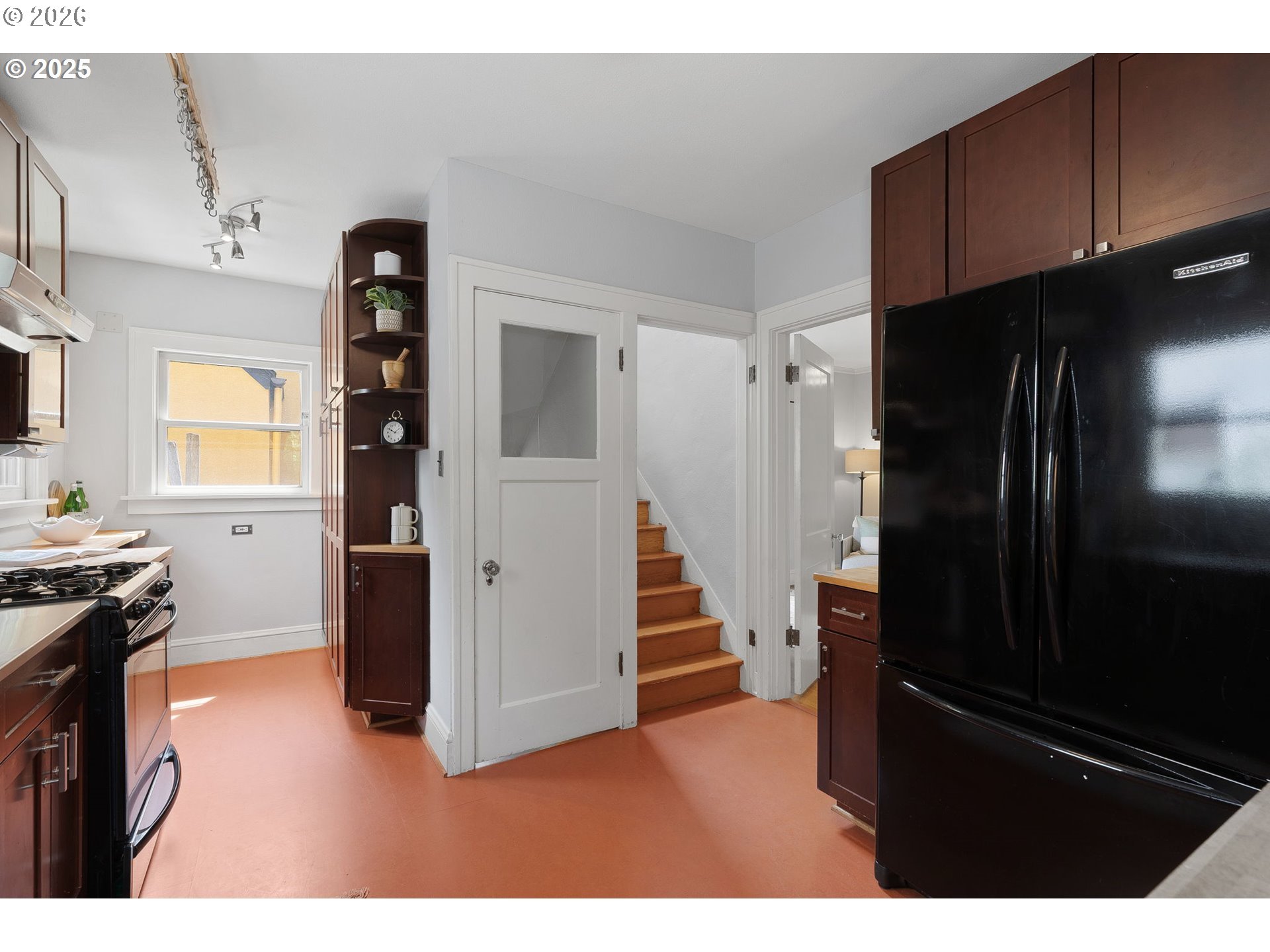 436 Southeast 44th Avenue Portland, OR 97215 - Photo 12 of 46 Kitchen