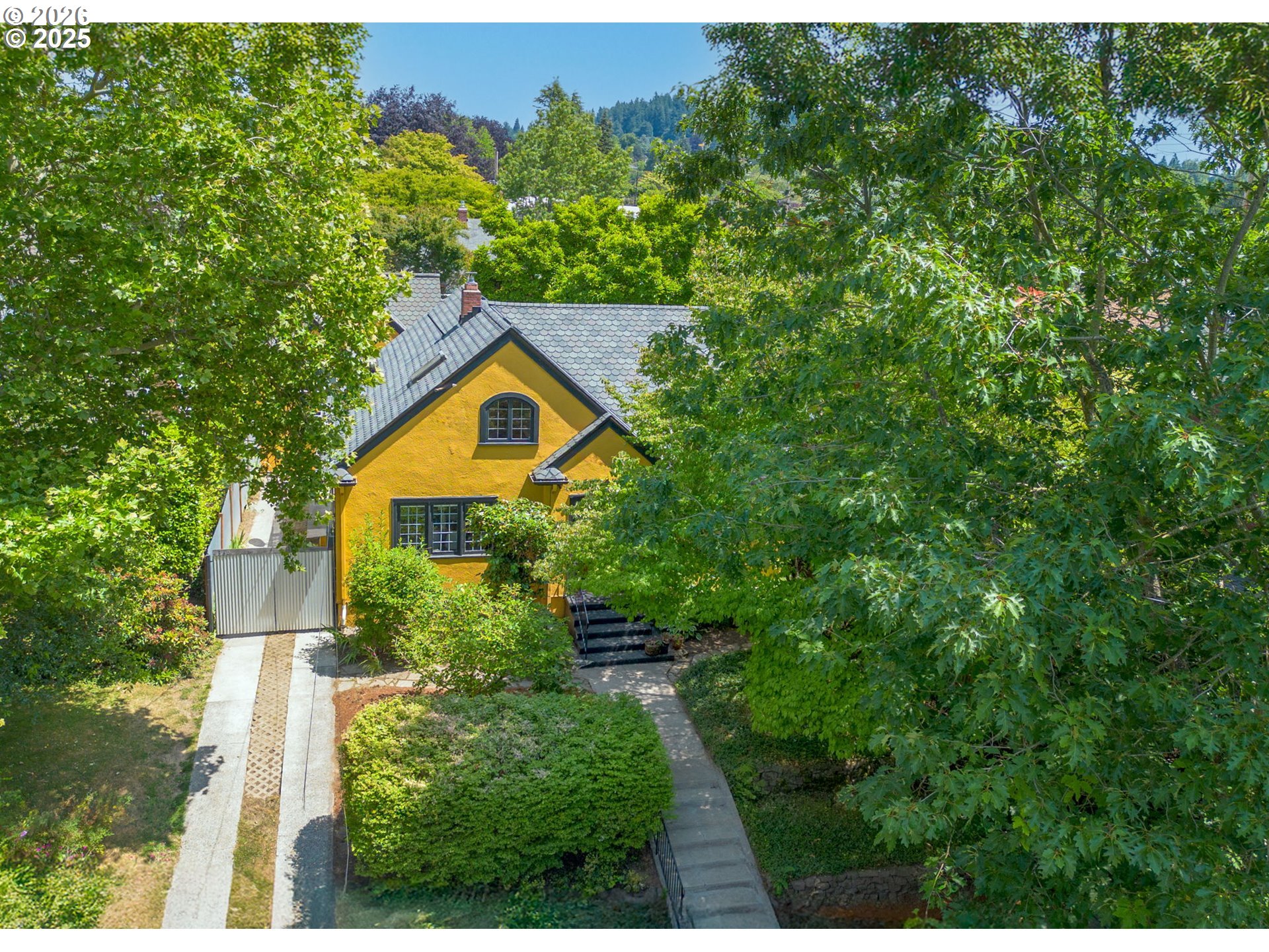 436 Southeast 44th Avenue Portland, OR 97215 - Photo 43 of 46 Front Yard