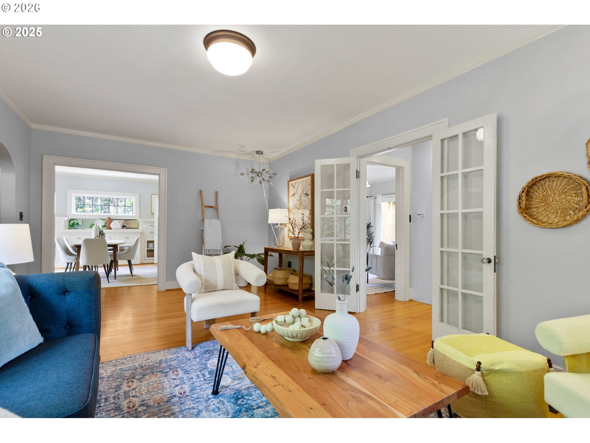 436 Southeast 44th Avenue Portland, OR 97215 - Photo 8 of 46 Living Room/Dining Room
