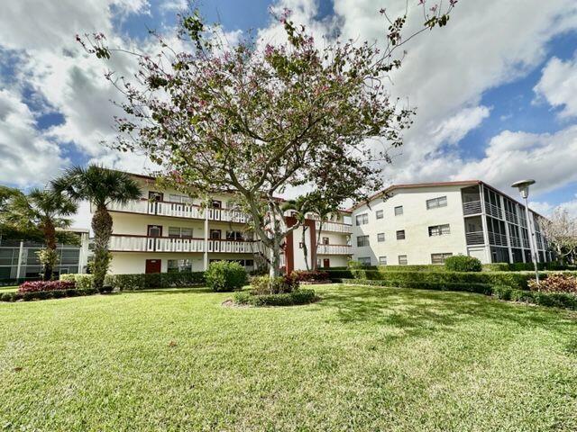 142 Brighton D Boca Raton, FL 33434 - Photo 1 of 26 Brighton D