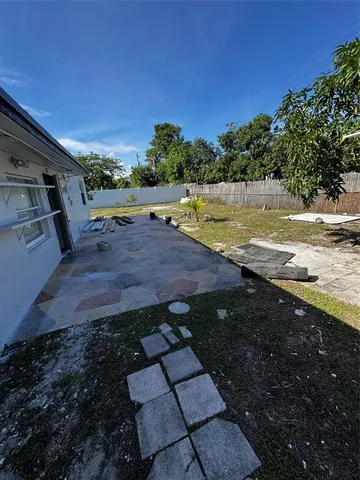 $3,000 | 1847 Northeast 53rd Street, Pompano Beach, FL 33064