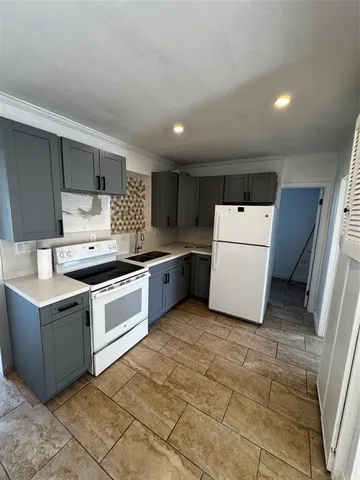 $3,000 | 1847 Northeast 53rd Street, Pompano Beach, FL 33064