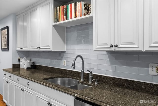 $577,500 | 7433 Zircon Drive Southwest, Lakewood, WA 98498