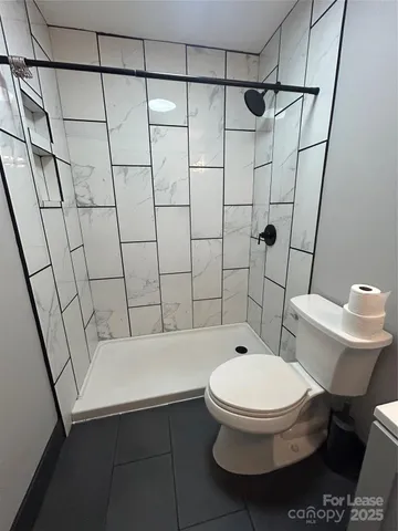 $1,725 | 1422 Delane Avenue, Unit 9, Charlotte, NC 28211