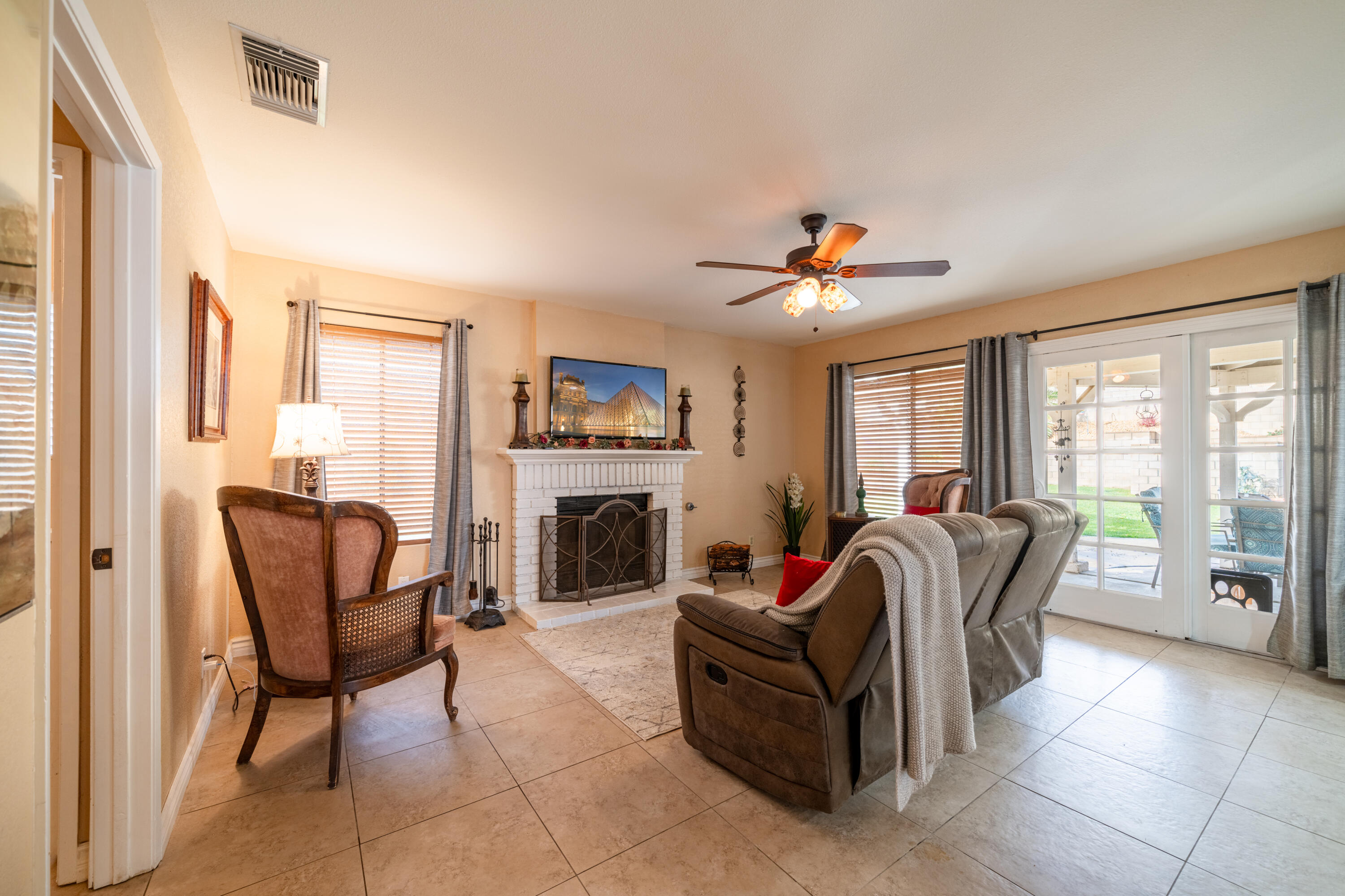 40545 Pinnacle Way Palmdale, CA 93551 - Photo 23 of 44 JYP06723-HDR-Edit