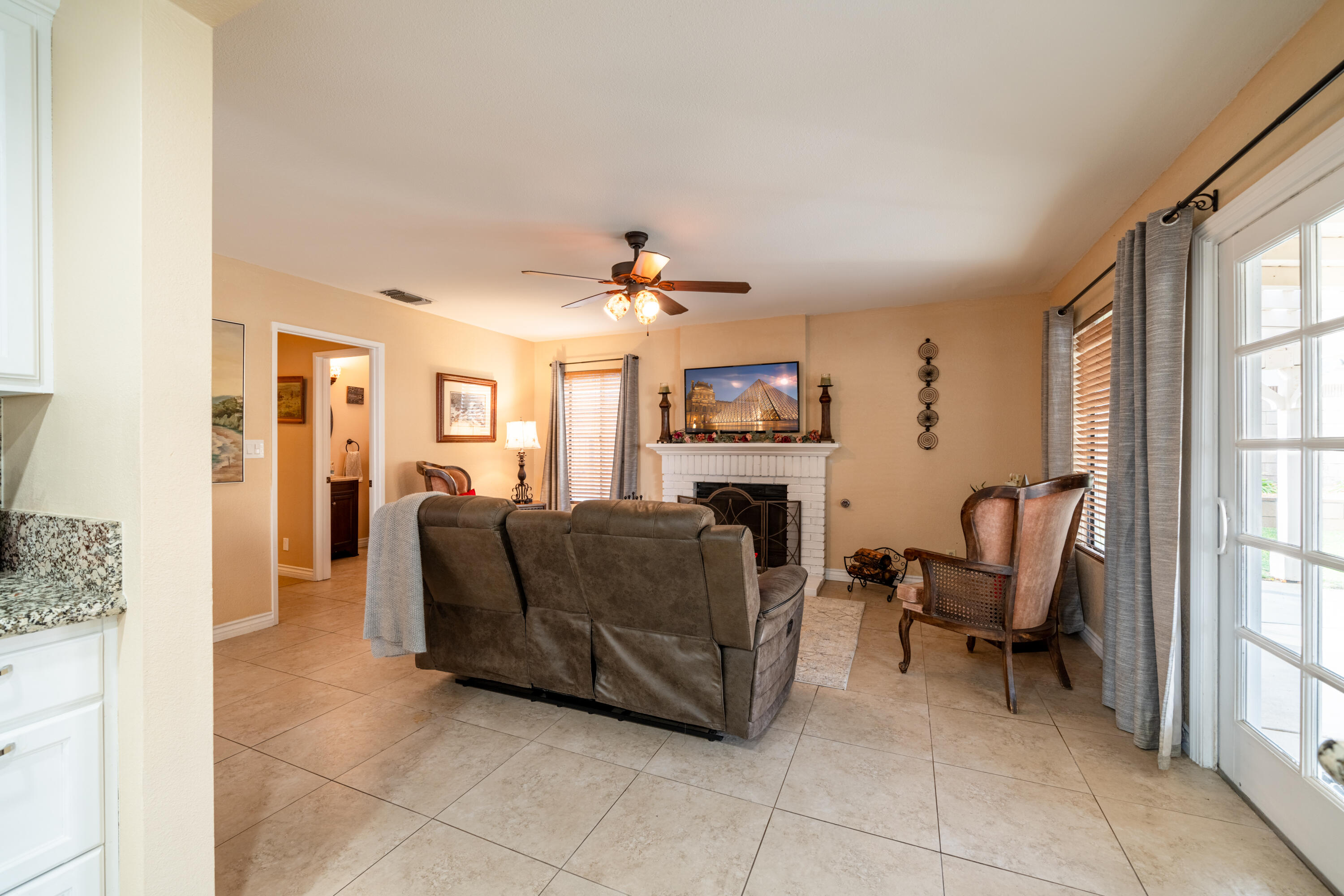 40545 Pinnacle Way Palmdale, CA 93551 - Photo 24 of 44 JYP06720-HDR-Edit