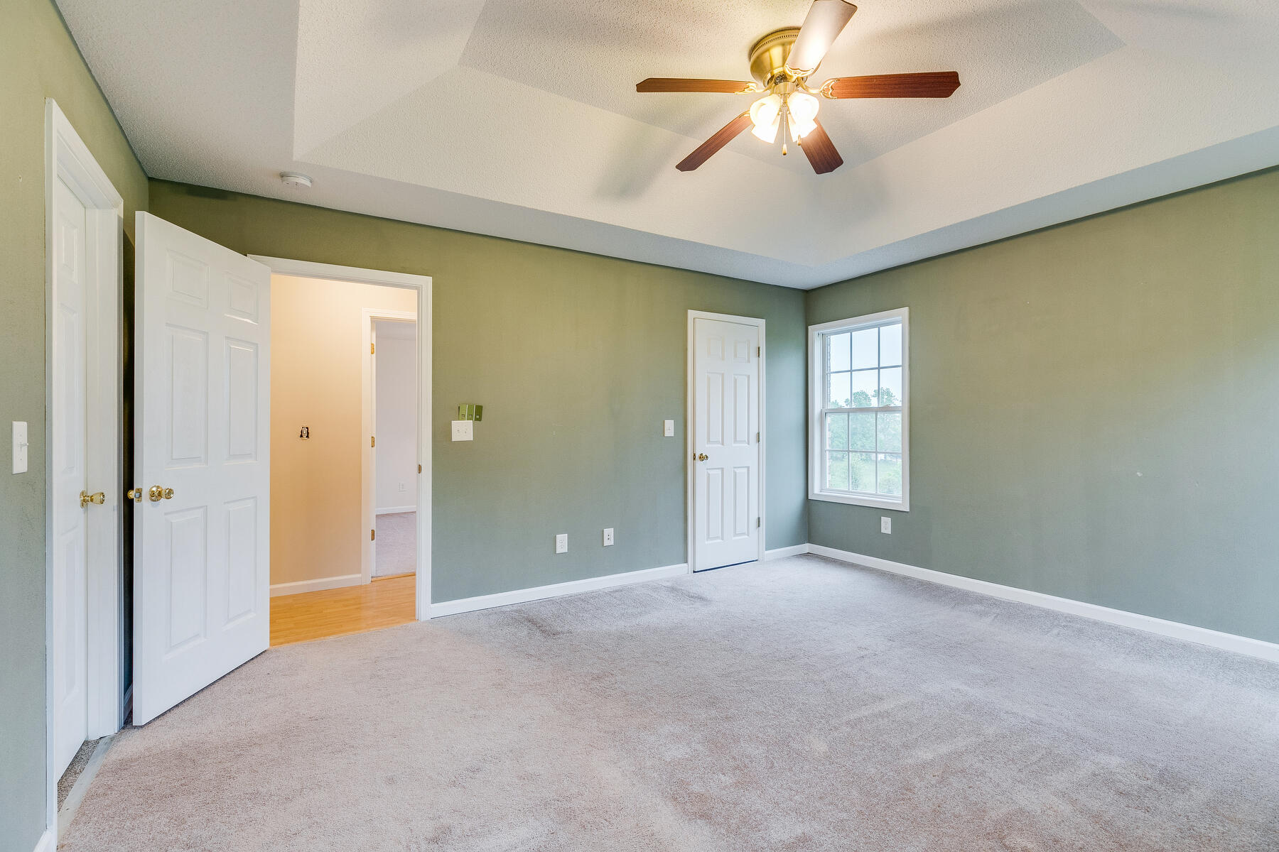 53 Whispering Ridges Road Greeneville, TN 37743 - Photo 17 of 37 019