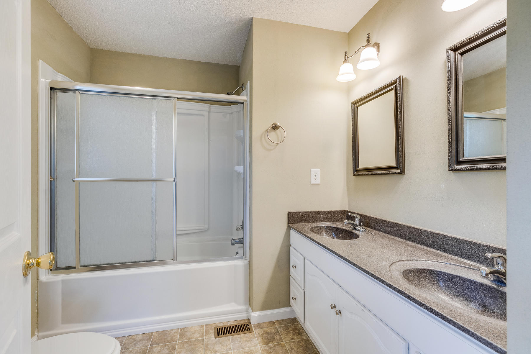 53 Whispering Ridges Road Greeneville, TN 37743 - Photo 19 of 37 021