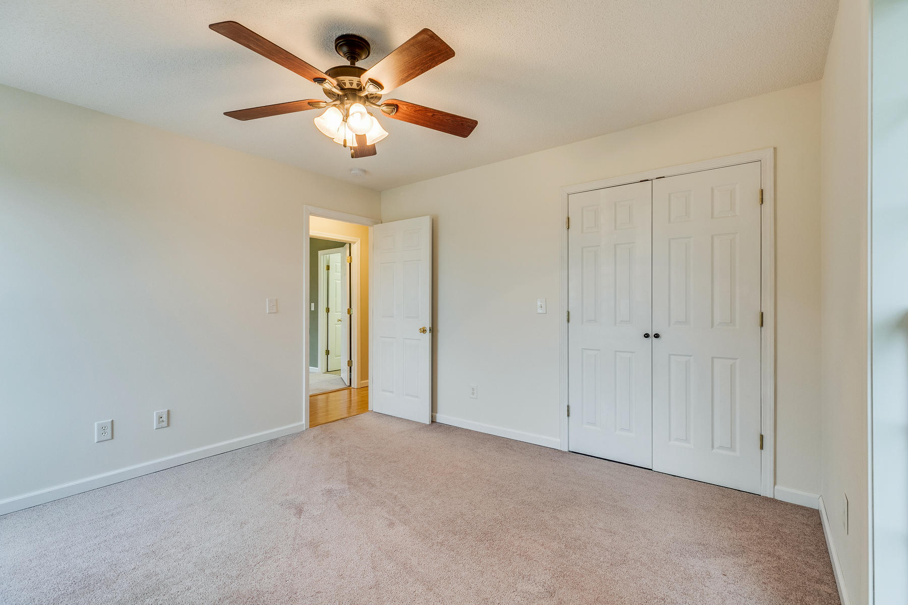 53 Whispering Ridges Road Greeneville, TN 37743 - Photo 23 of 37 025