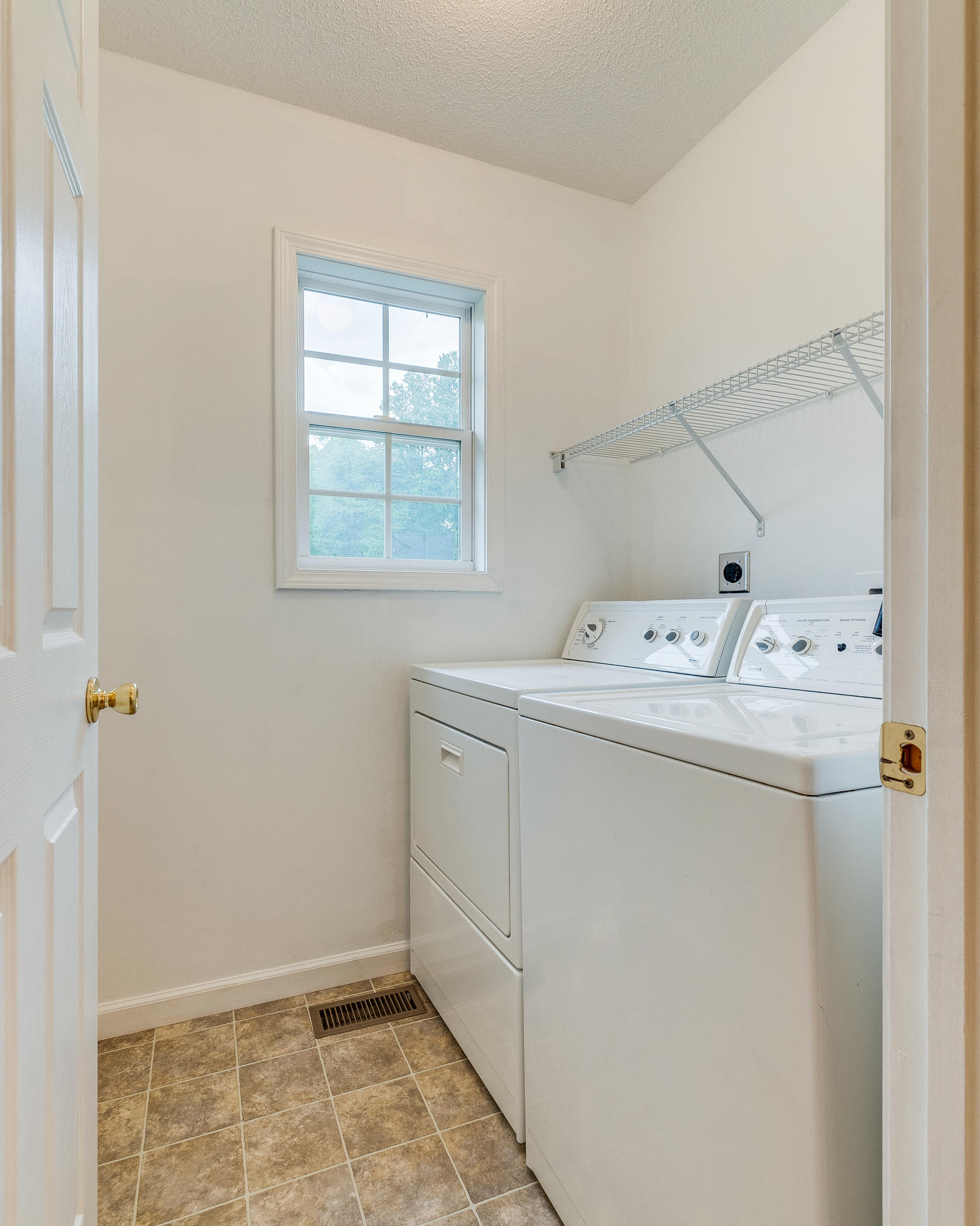 53 Whispering Ridges Road Greeneville, TN 37743 - Photo 25 of 37 027