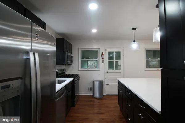 $3,600 | 4009 Taney Avenue, Alexandria, VA 22304